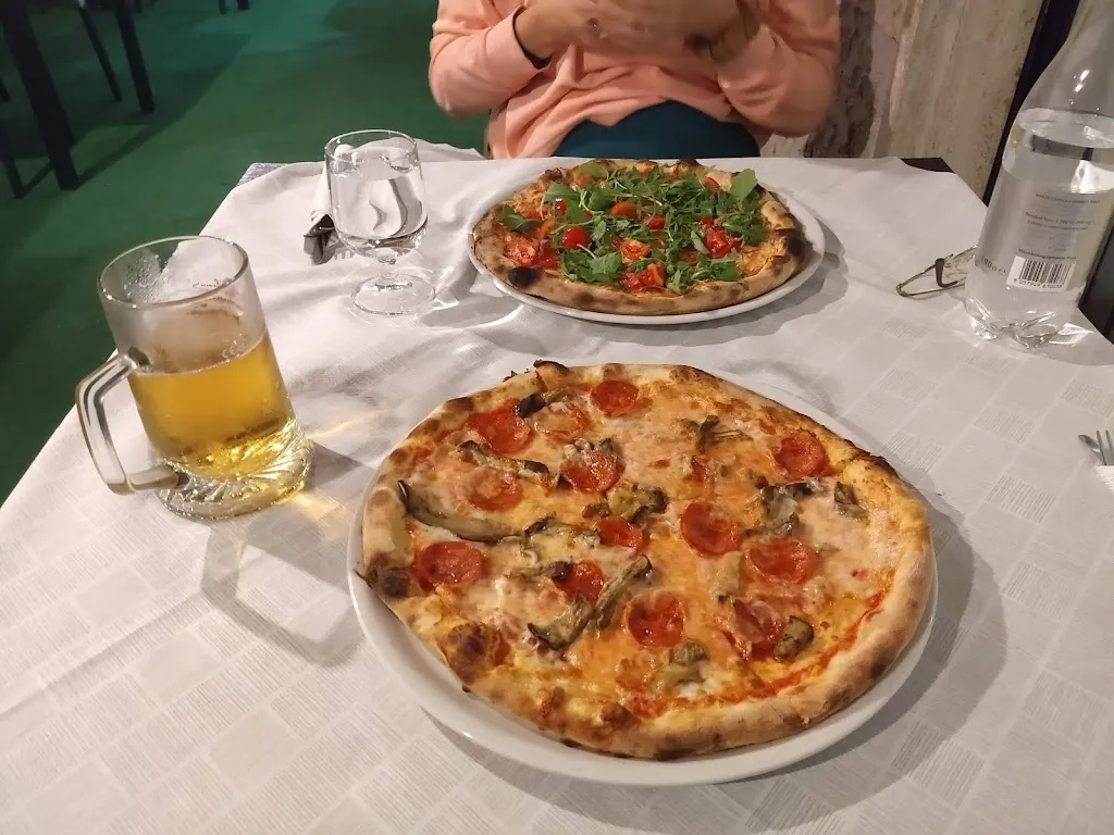 Amin Eslami_Fa’ 9_Gravina in Puglia_review