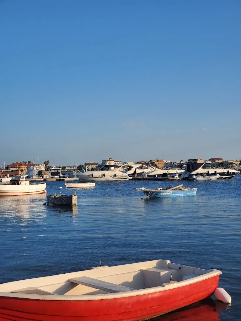 Pizzeria 4 Pini Di Franco Venticinque_Leonforte_slider_image_2