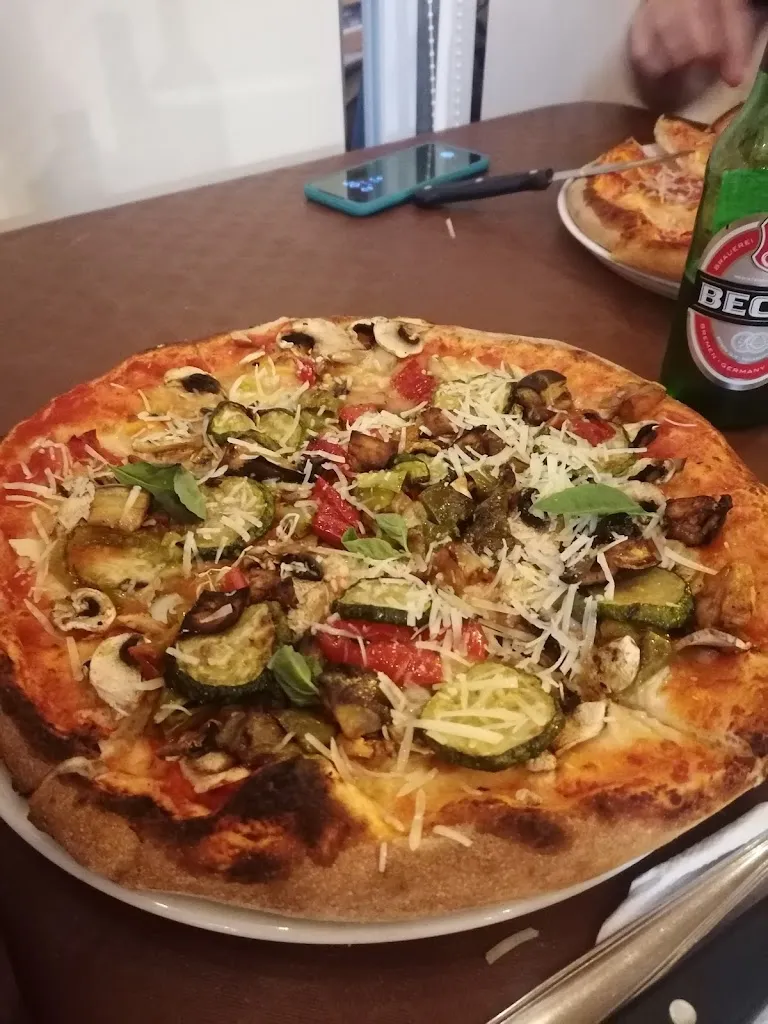 Pippo Termini_Pizzeria D'Asporto Camelot Di Lo Grande Paolo_Leonforte_review