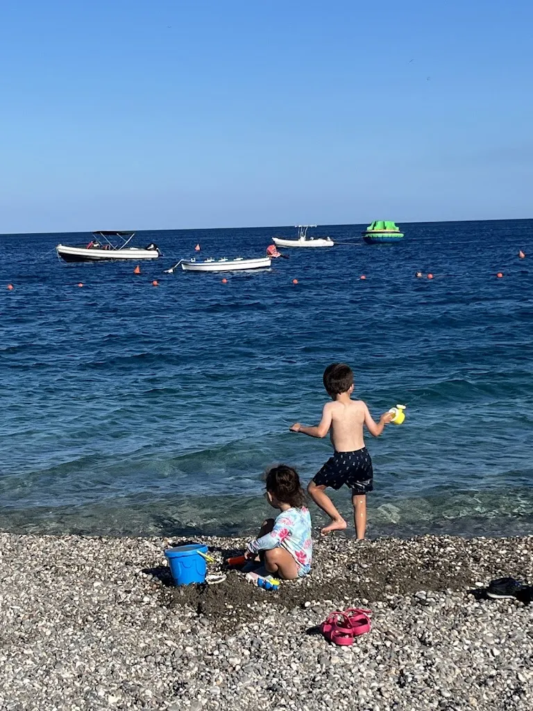 David_FLAMINGO BEACH_Letojanni_review