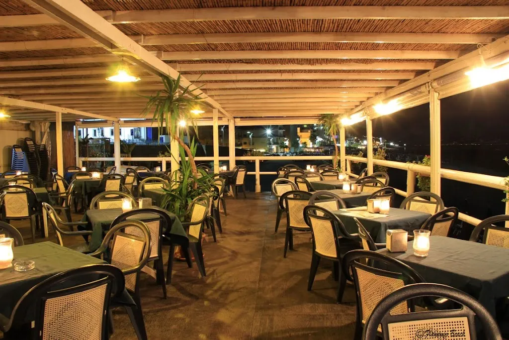 FLAMINGO BEACH restaurant in Letojanni