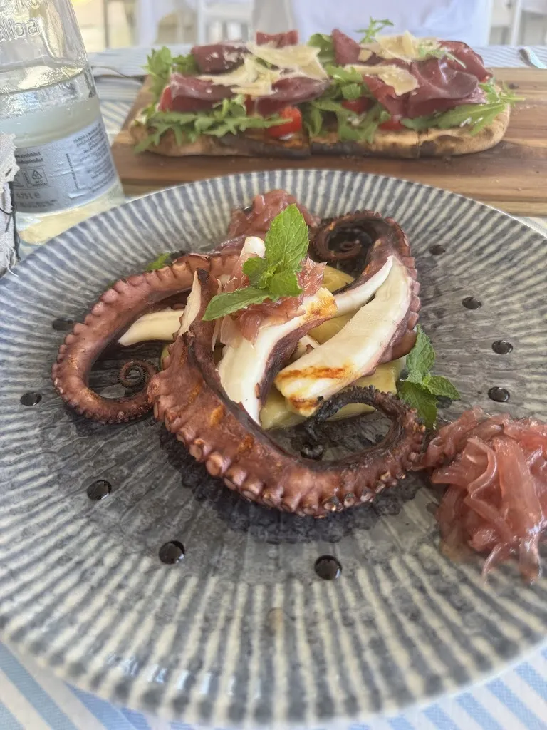 Sophia Tocco_Donnasanta_Letojanni_review