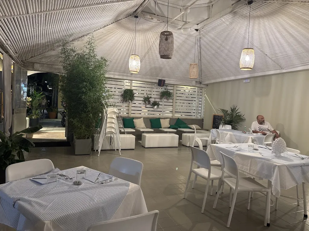 Donnasanta restaurant in Letojanni