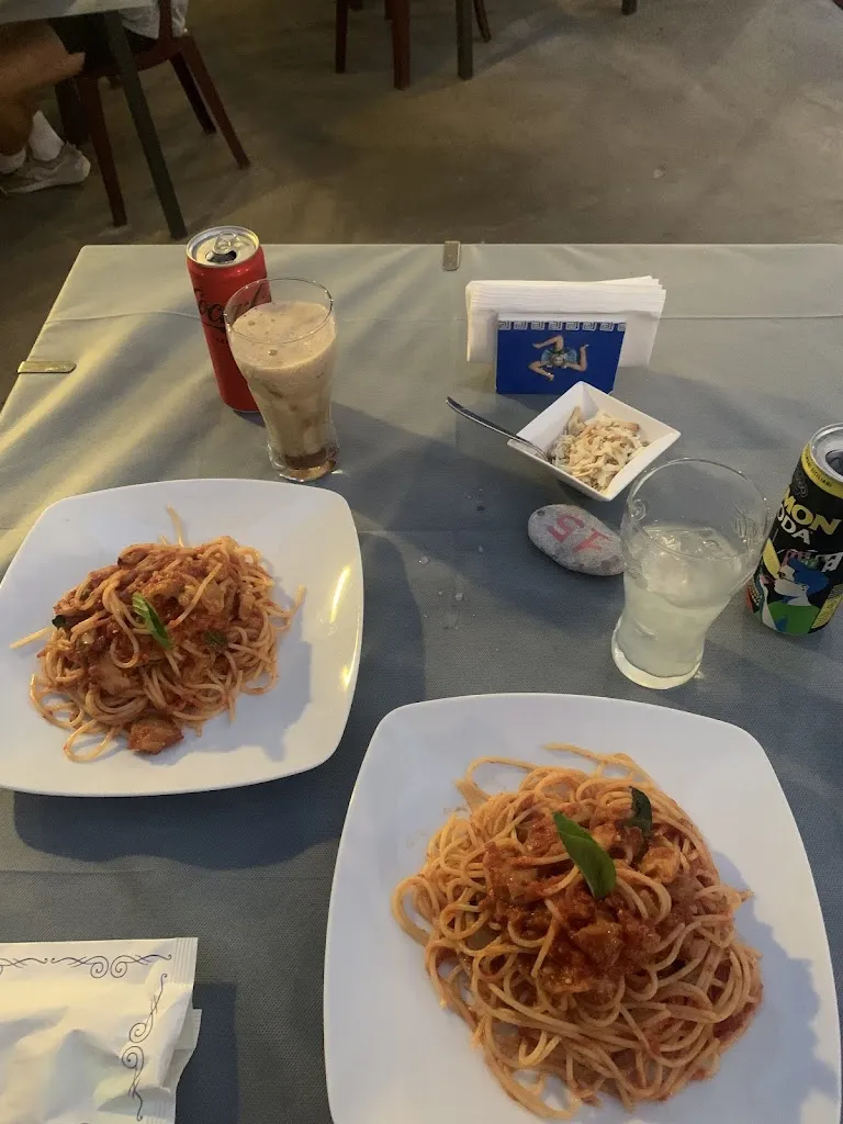 michelle pap_El Ciringhito_Letojanni_review