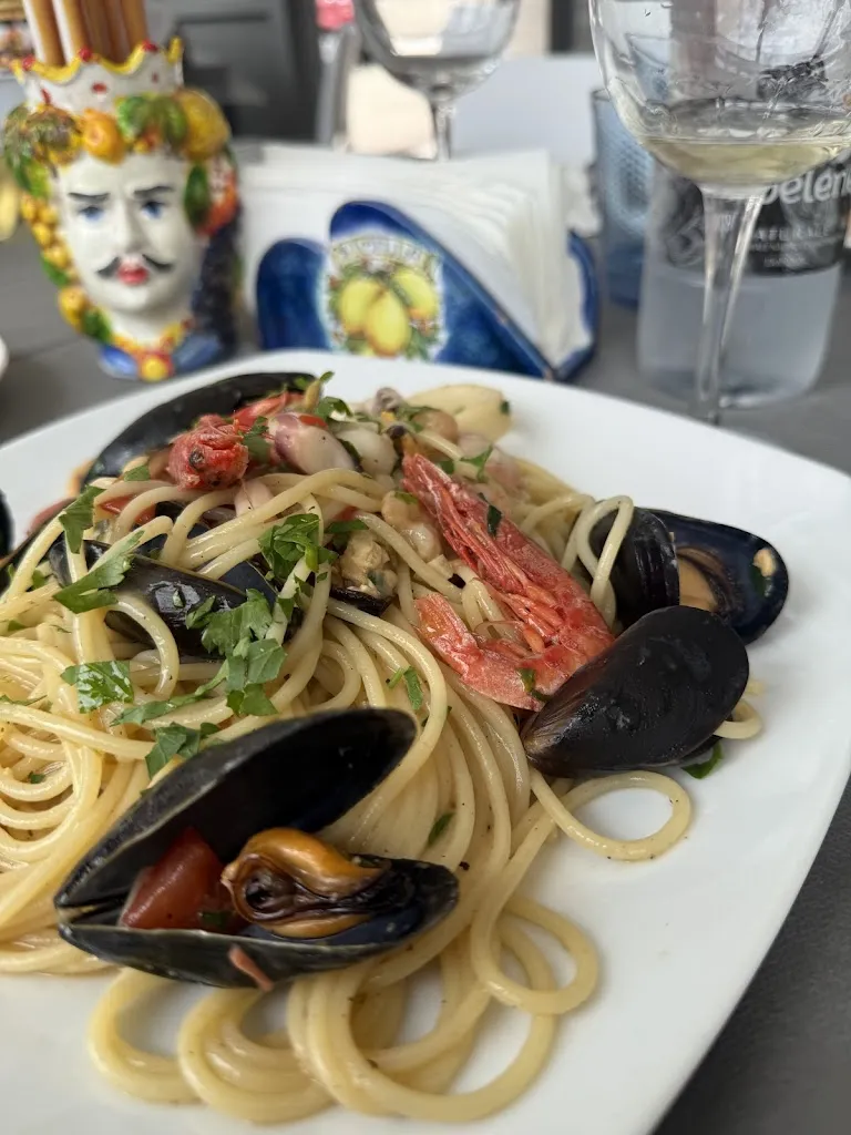 El Ciringhito_Letojanni_slider_image_3