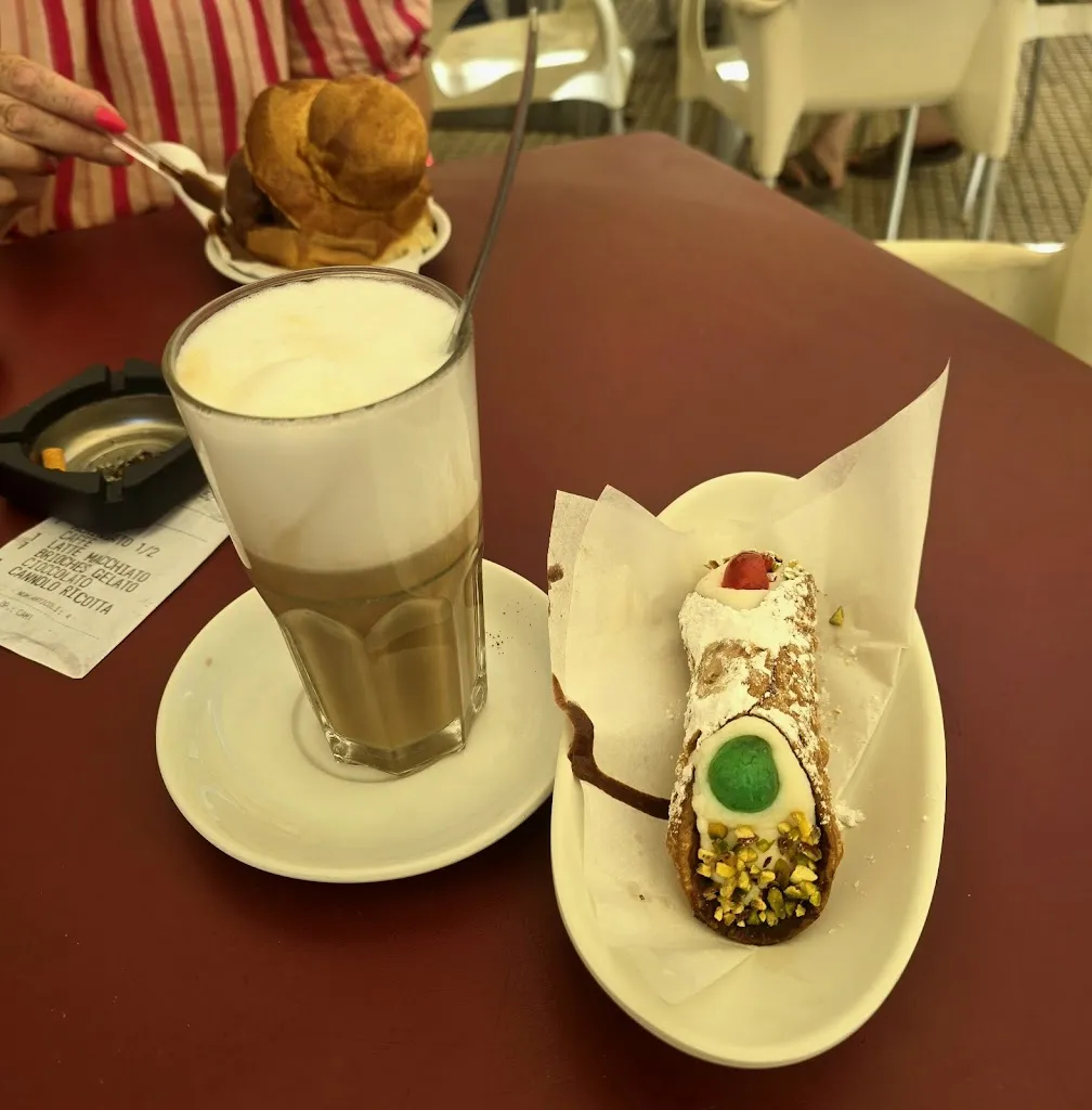 Highway to NCT_Niny Bar_Letojanni_review