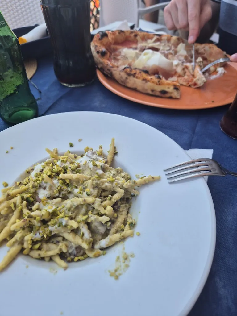 Ana Ferluga_Ammari Letojanni_Letojanni_review