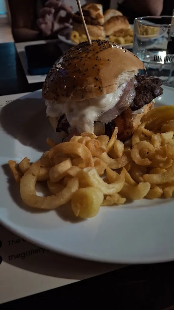 Patrizia Scarciolla_Gallery Pub_Gravina in Puglia_review