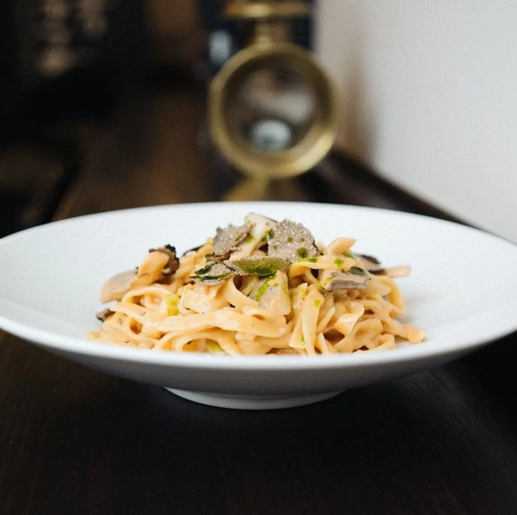 Gallery Pub_Gravina in Puglia_slider_image_2