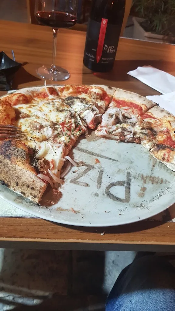 Hanspeter Rüesch_Pizza DOC_Ispica_review