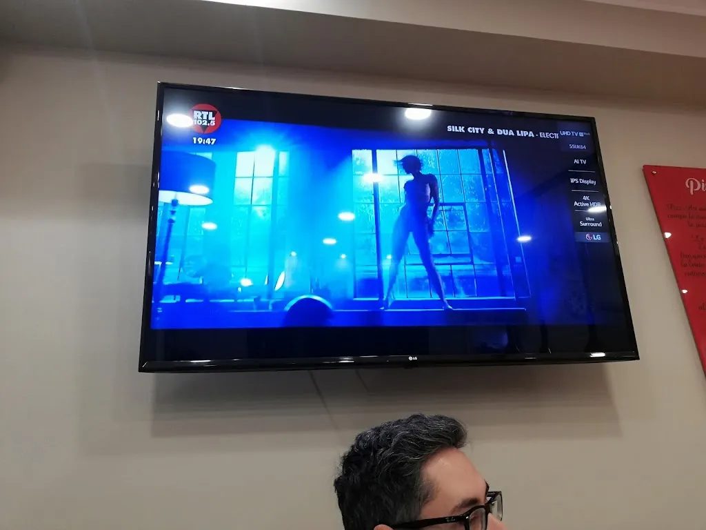 Damiano Bertuna_Pizz'art_Licodia Eubea_review