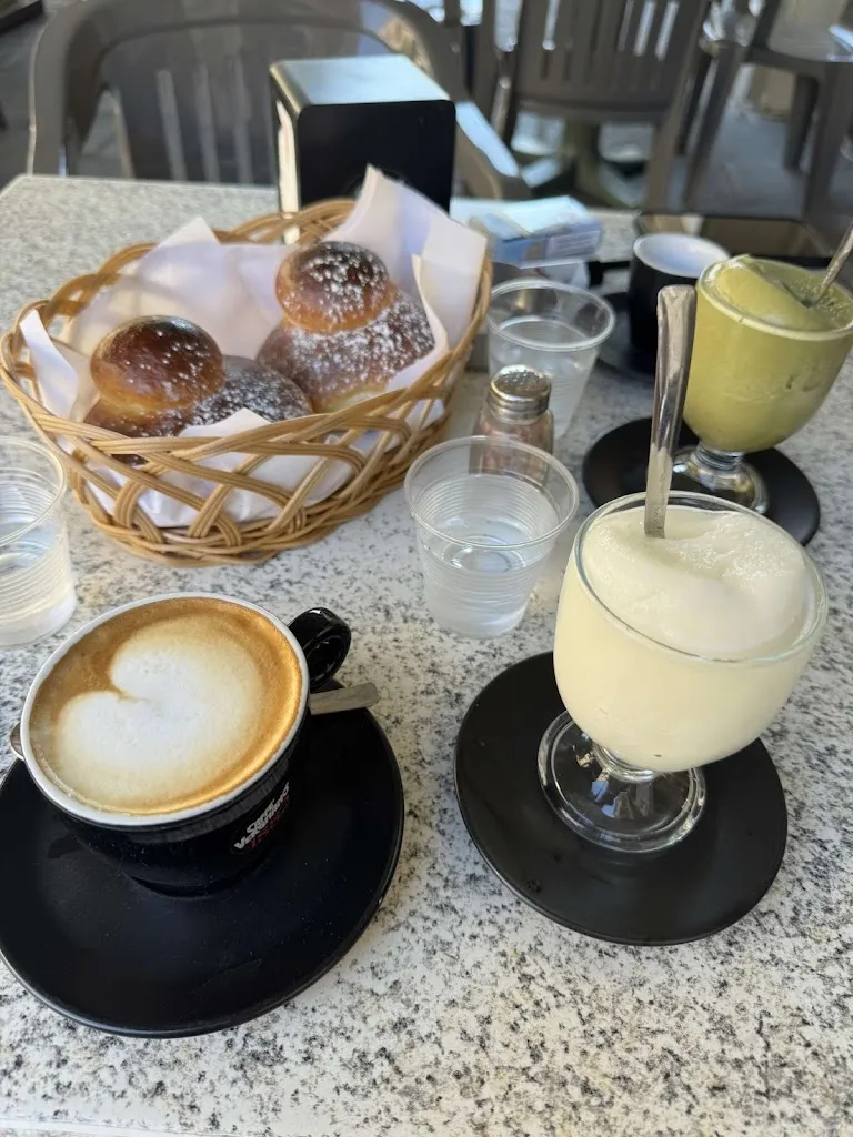 vincenzo lonigro_Café Sport, brothers Falcone_Licodia Eubea_review