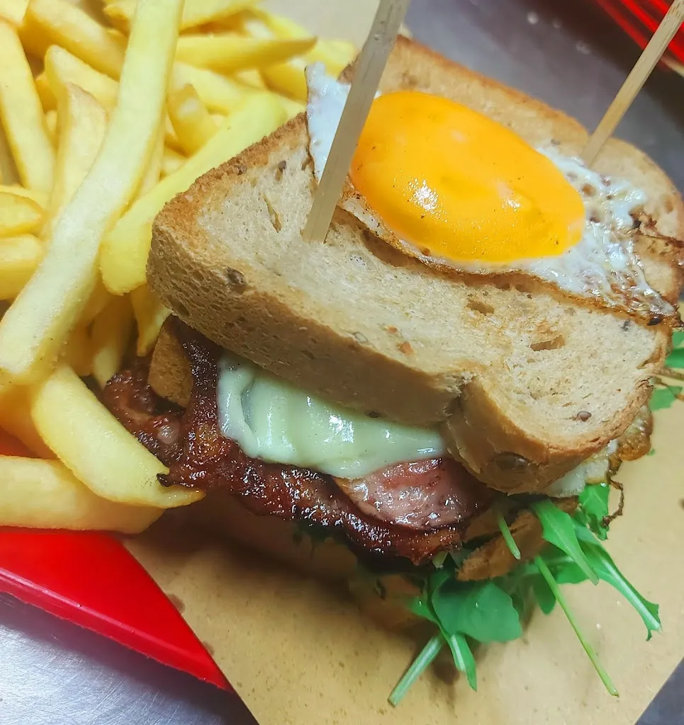 Roxy Bar Licodia Eubea_Licodia Eubea_slider_image_3