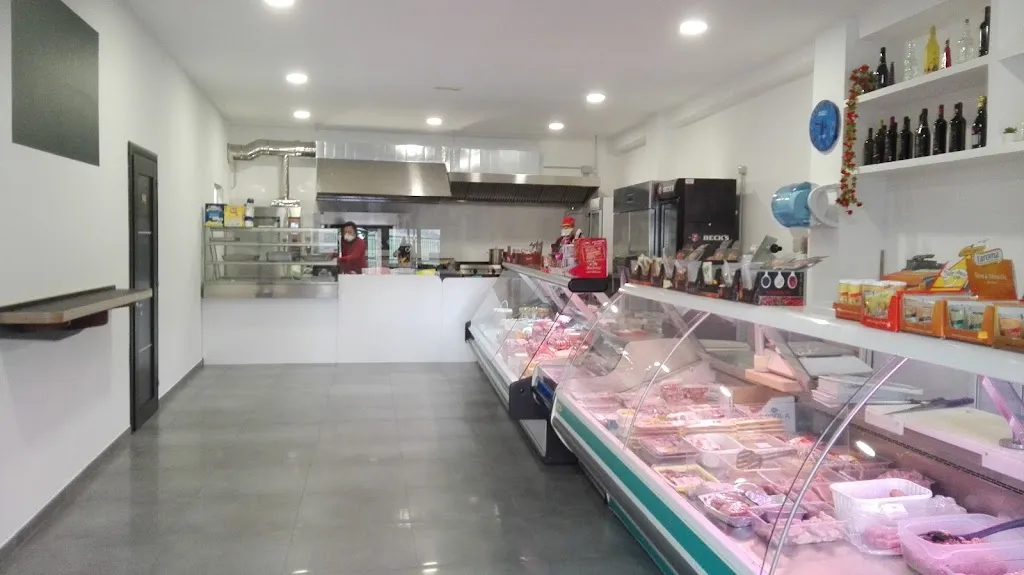 Polleria girarrosto panineria Puglisi Alessandro_Licodia Eubea_slider_image_3