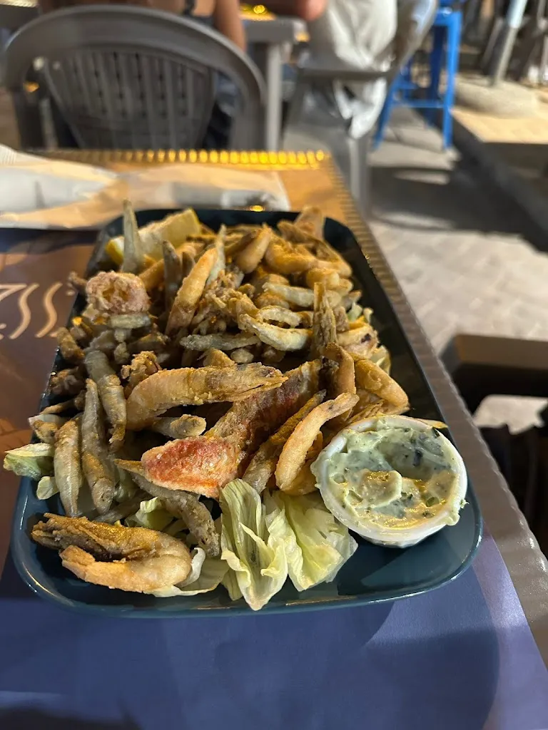 Cirenga Fish Burgers_Lampedusa_slider_image_2