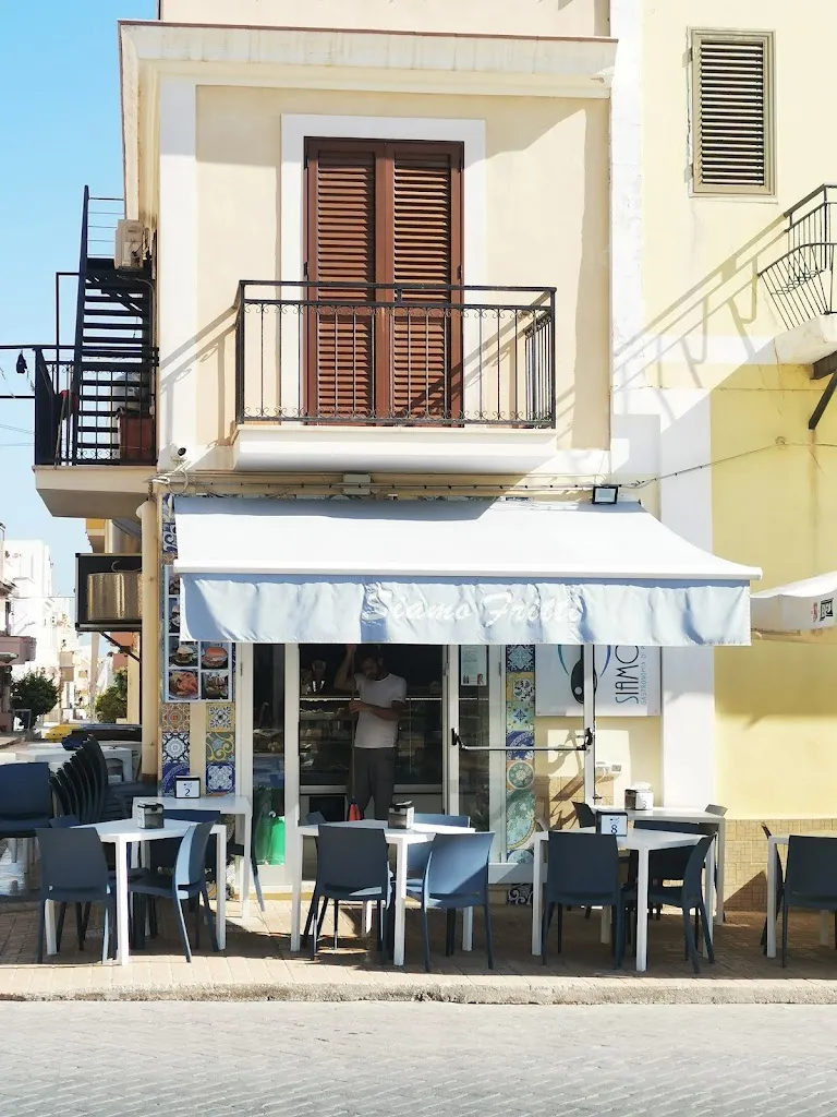 Siamo Fritti Gastronomia restaurant in Lampedusa