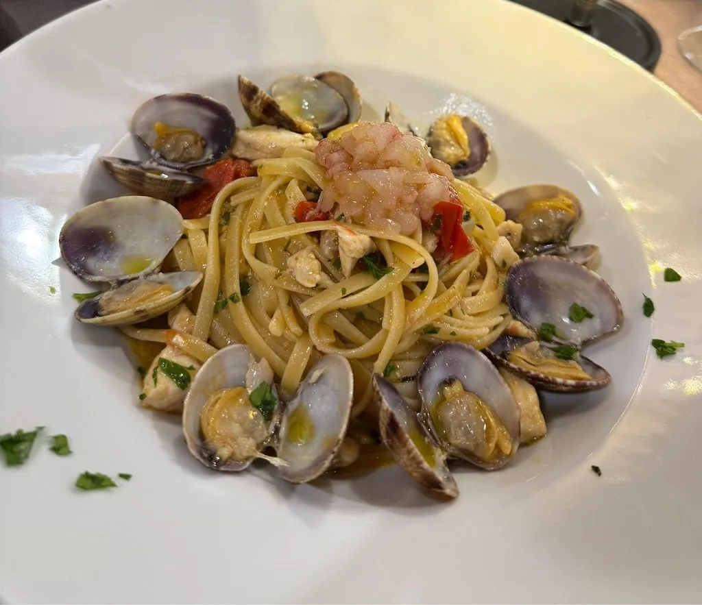 Ristorante pizzeria La Lampara_Lampedusa_slider_image_2