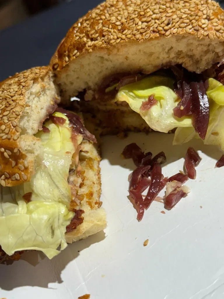 Ganja Blessich_C'AMÚRI_Lampedusa_review