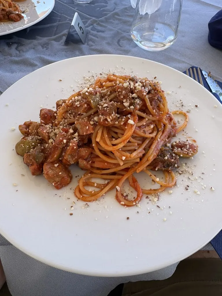 Rosanna “Rosannai”_La Loggia_Lampedusa_review