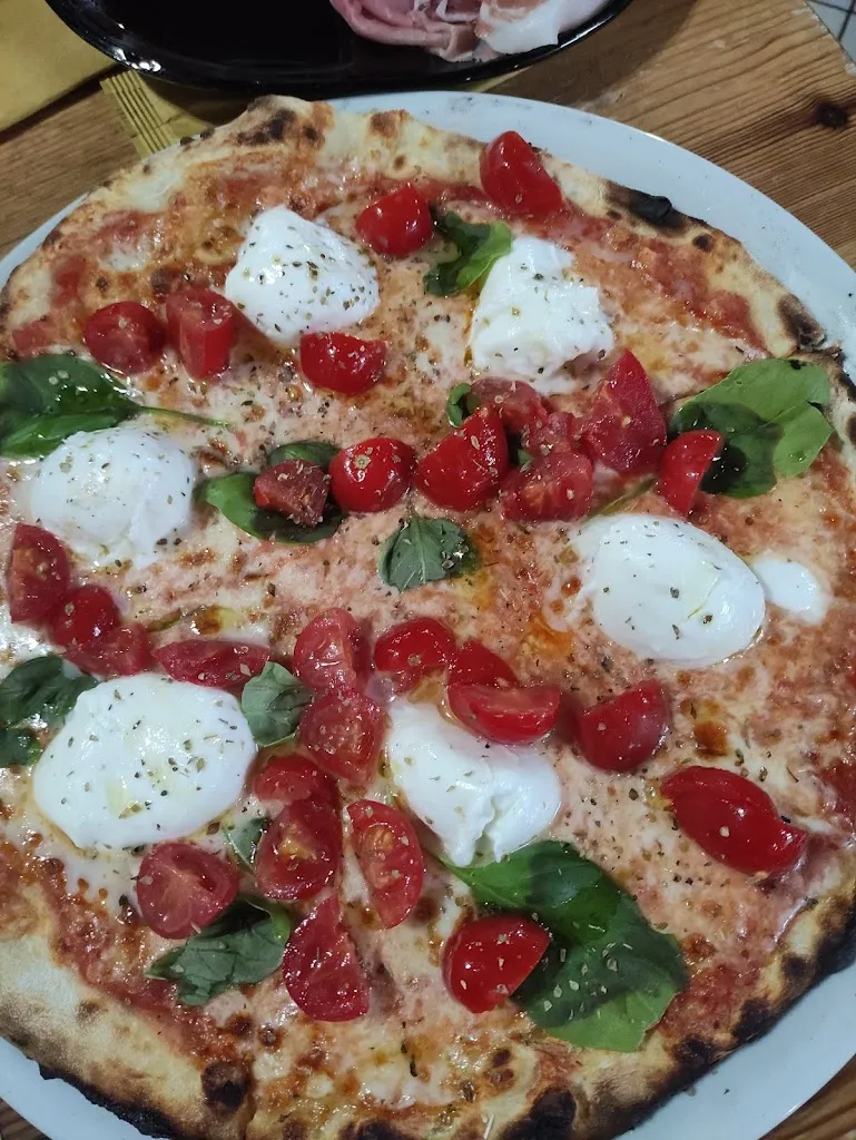 Menu_Pizzeria True Roots_Gravina in Puglia_image_4