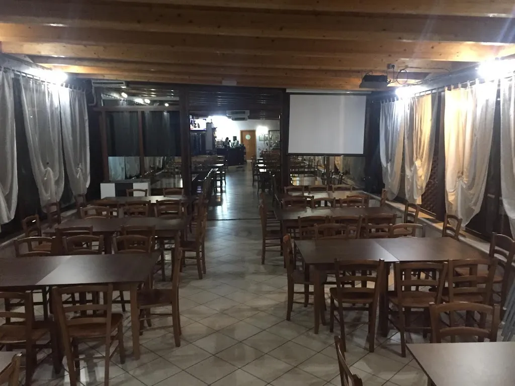 Pizzeria True Roots_Gravina in Puglia_slider_image_1