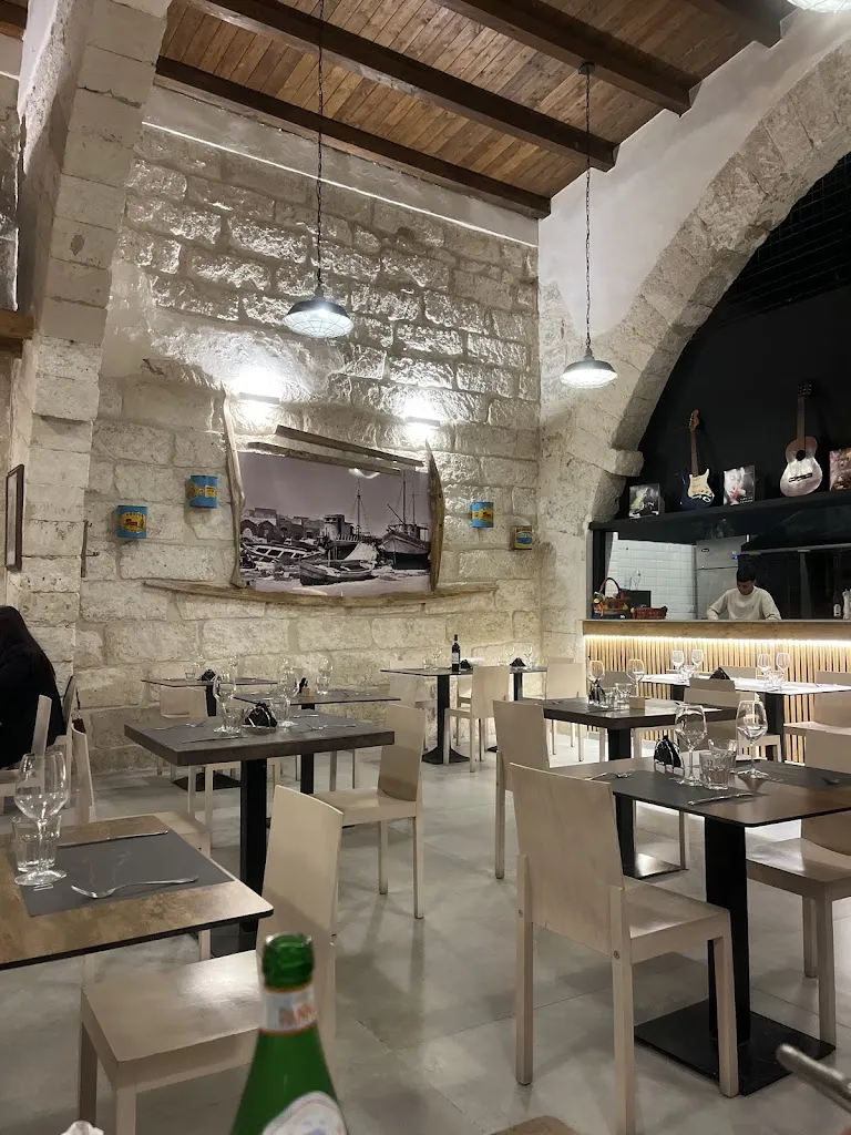 La Baracca Bistrot & Cocktail Bar_Lampedusa_slider_image_3