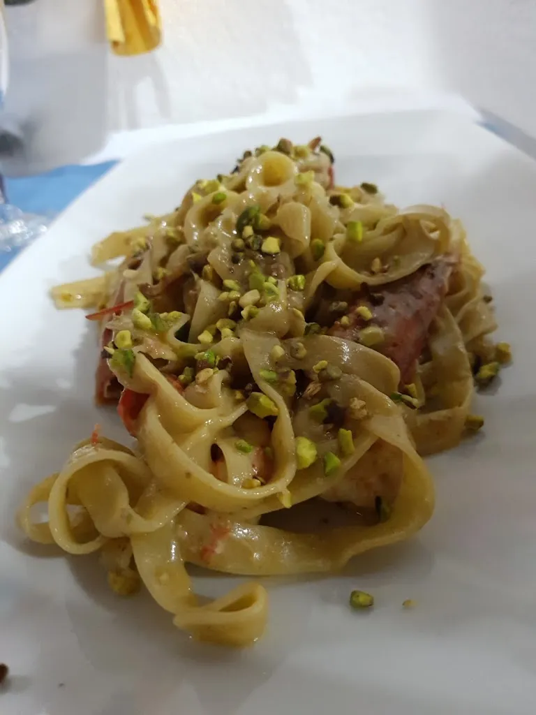 Elettra Pellanda_Trattoria Pescheria Azzurra_Lampedusa_review