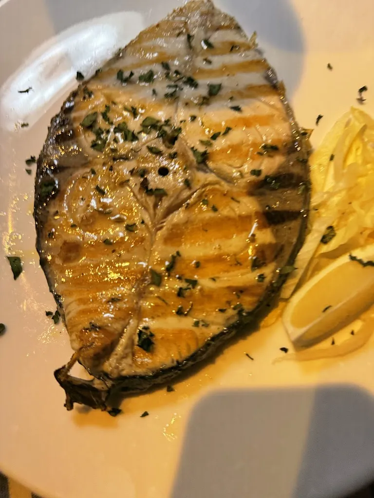 Andrea Aloisio_Ristorante Amecà al porto_Lampedusa_review