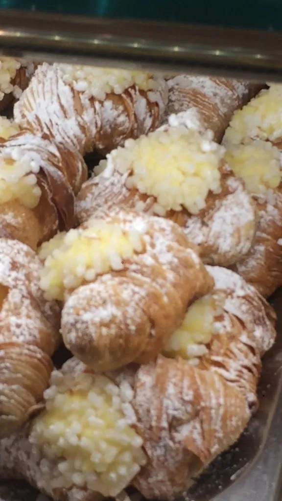 Isola delle Rose - Bar, Gelateria_Lampedusa_slider_image_2