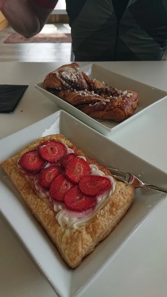 Menu_Etna Lake_Maletto_image_3