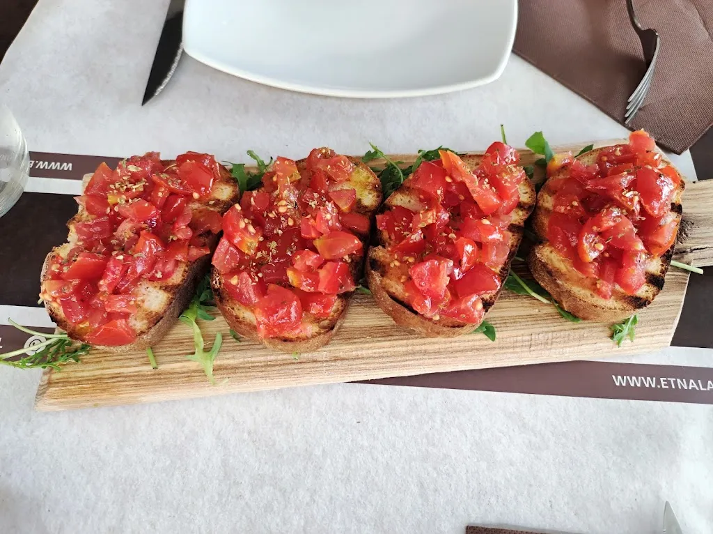 GIOVANNI PUGLISI_Etna Lake_Maletto_review