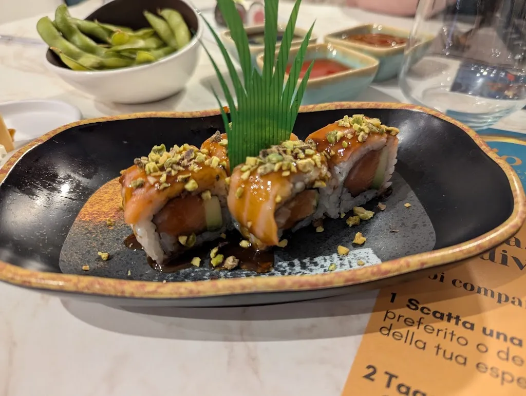 Danny A_Yoro Sushi Restaurant_Licata_review