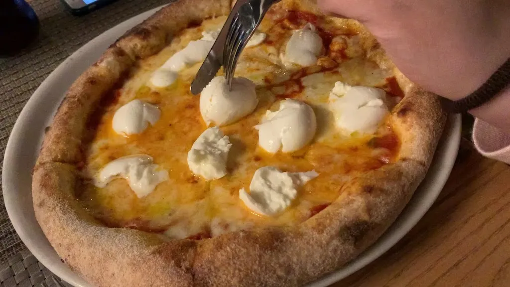 Premiata Pizzeria Sardasalata - Licata_Licata_slider_image_2