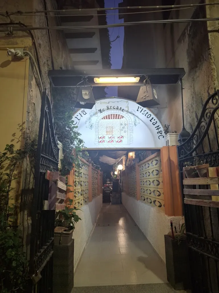 D. K._Le Arcate_Licata_review