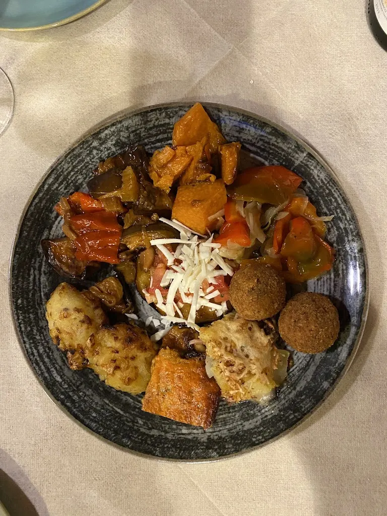 Arthur Martens_Osteria Vinetna_Linguaglossa_review