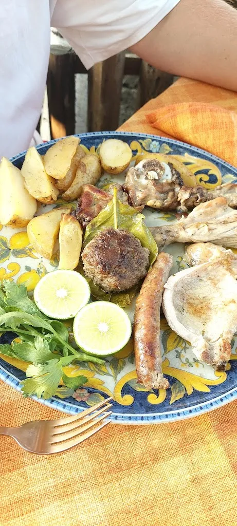 Anastasija Kļaviņa_TRADIZIONE SICILIANA Ristorante Da Leo_Linguaglossa_review