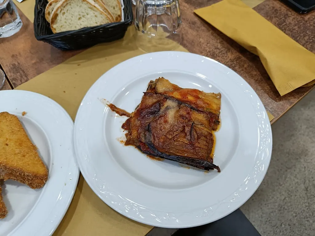 Cezar Tomescu_Semplice e Buono Friggitoria Gastronomia_Linguaglossa_review