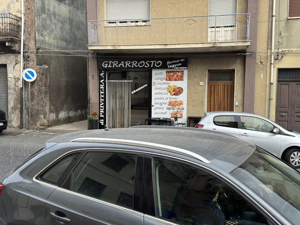 Girarrosto Linguaglossa - Polli & Conigli Alla Brace_Linguaglossa_slider_image_3