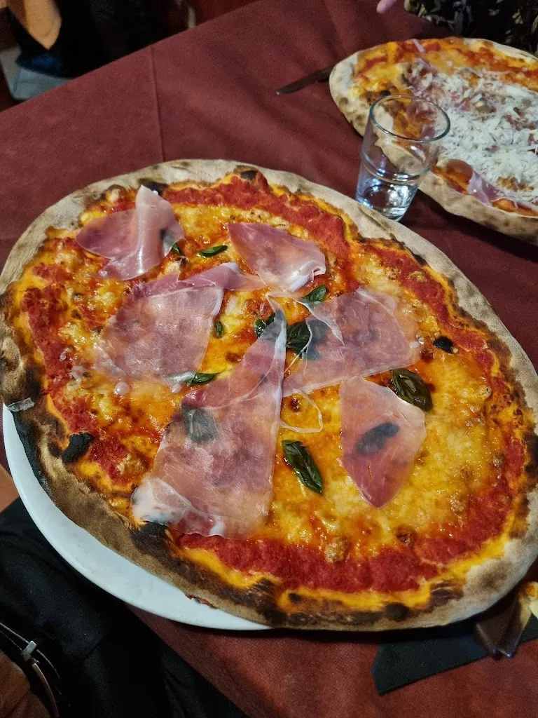 Andrea Giuseppe Bonaccorso_Sciaramanica Ristorante Pizzeria_Linguaglossa_review