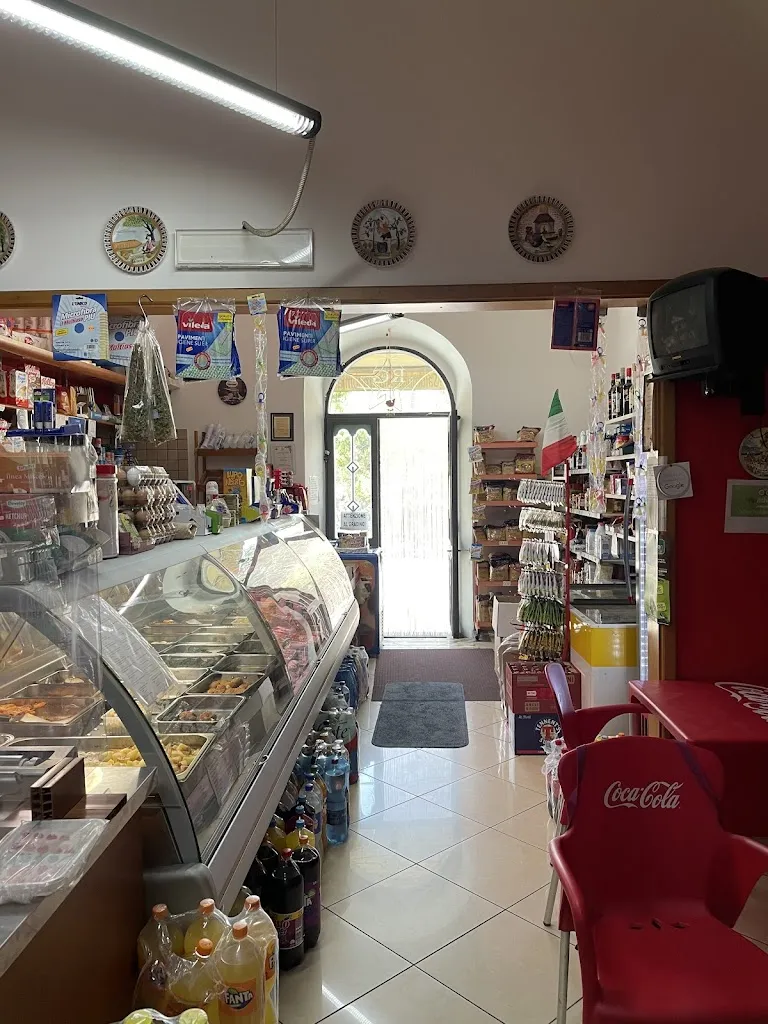 Gastronomia-Tav.calda-Macelleria Bottega Dell'Etna (Linguaglossa) restaurant in Linguaglossa