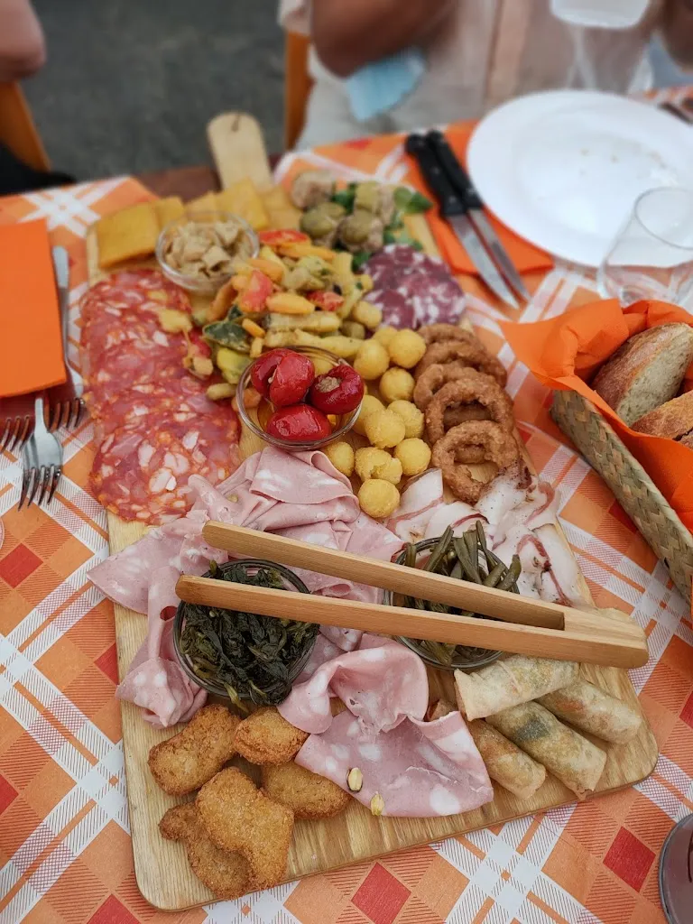 Menu_Overland - Food and Beverages_Mandanici_image_2