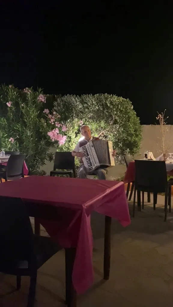 Ron Mak_A' Lumeredda_Malfa_review