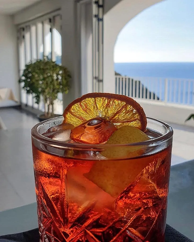 In Sé Natura Lounge Bar_Malfa_slider_image_3