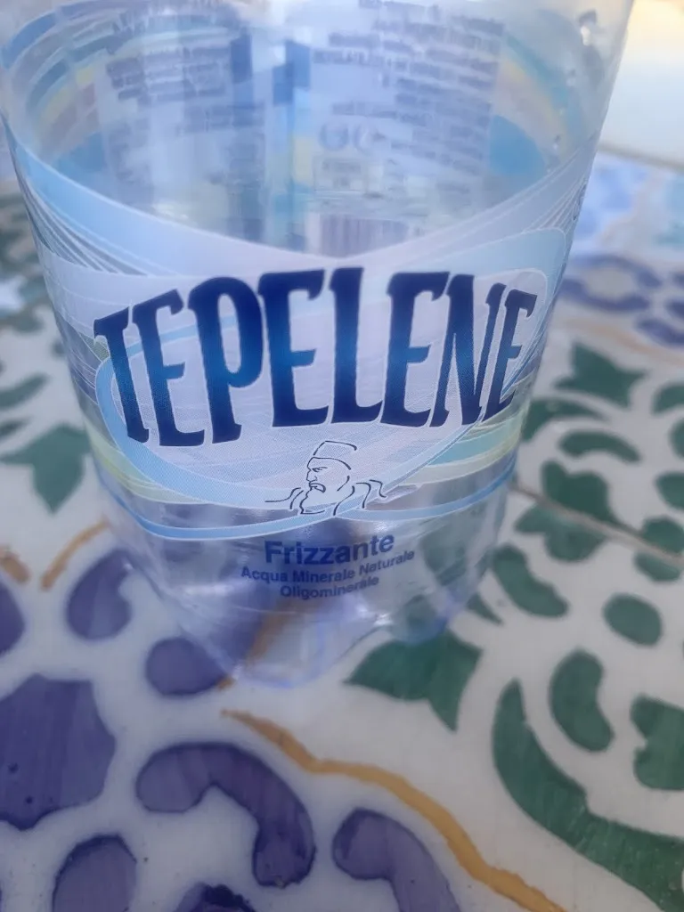 Carl Freeman_Irish Cafè_Malfa_review