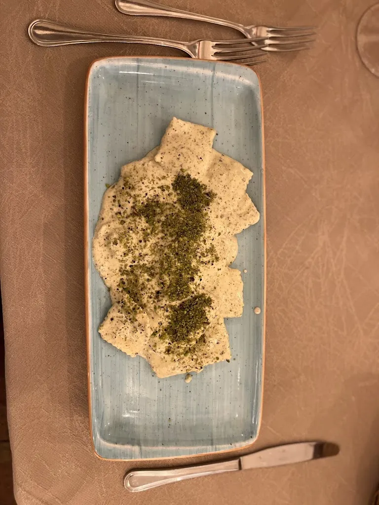 Saly K_Protosteria_Maniace_review