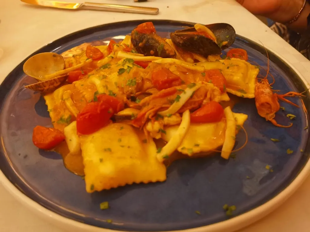 Trattoria Miró_Maugeri_slider_image_3