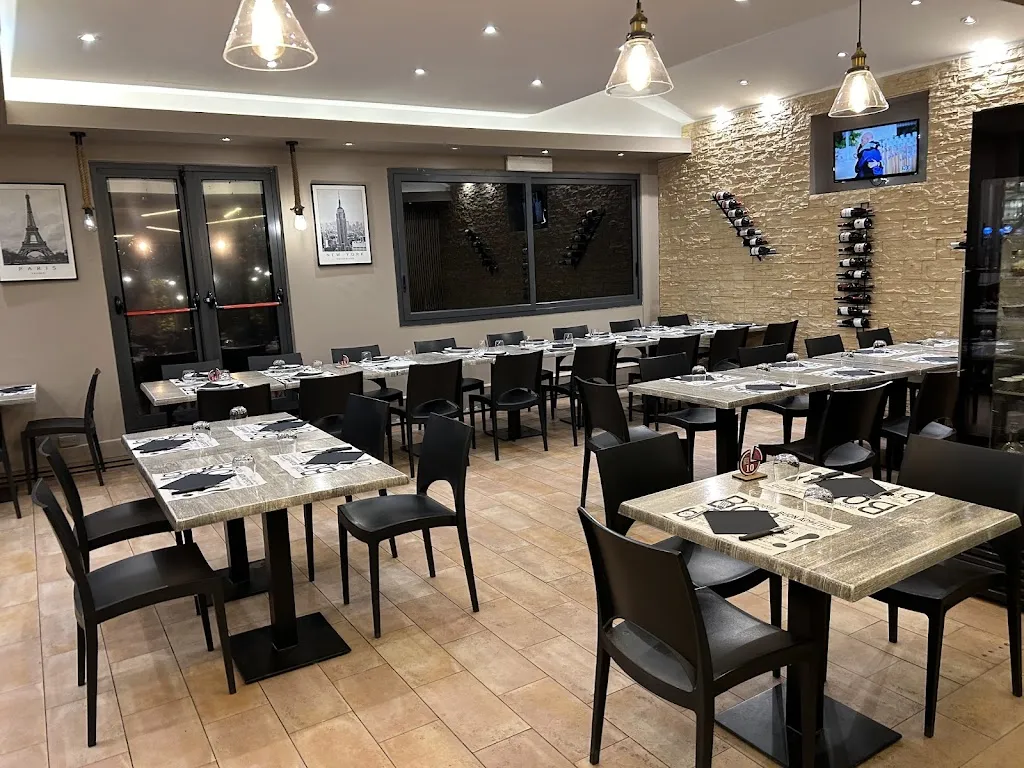 Grani Puri restaurant in Maugeri