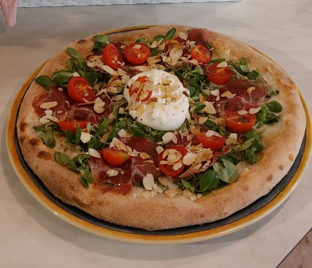 Maria Rita Pennacchio_Mani in pasta_Marineo_review