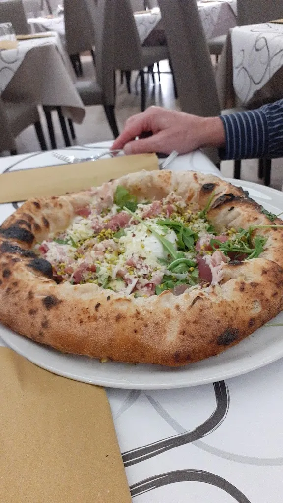 Giuseppa baiamonte_L'Amuri Marineo Ristorante Pizzeria_Marineo_recensione