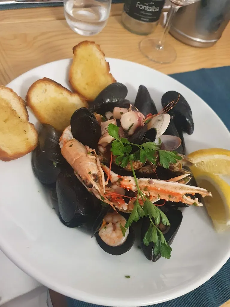 Mariana_Trattoria Del Vicolo Lipari_Lipari_review